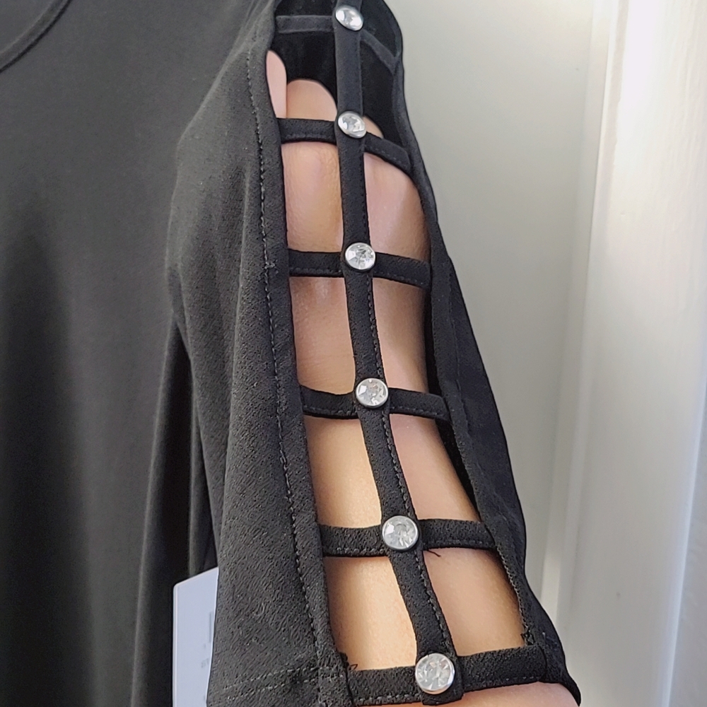 Black Cutout Sleeve Top